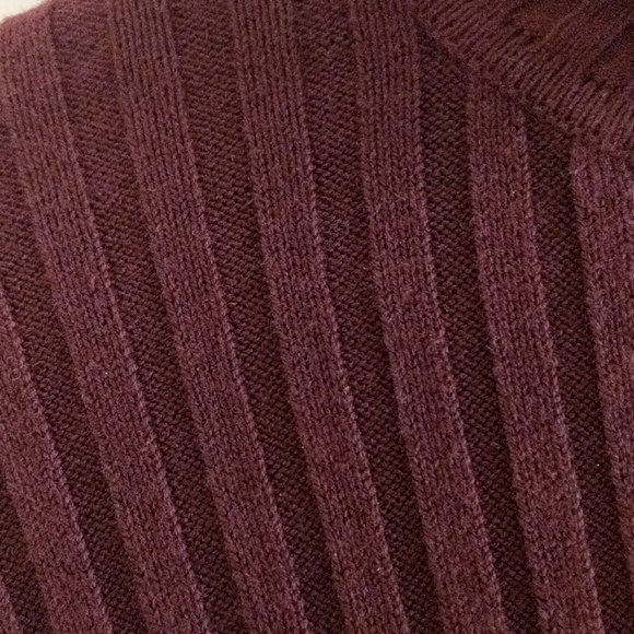 i.e relaxed, wine, Med, cotton turtleneck - Picture 4 of 7